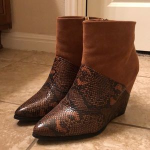 Size 10 wedge booties